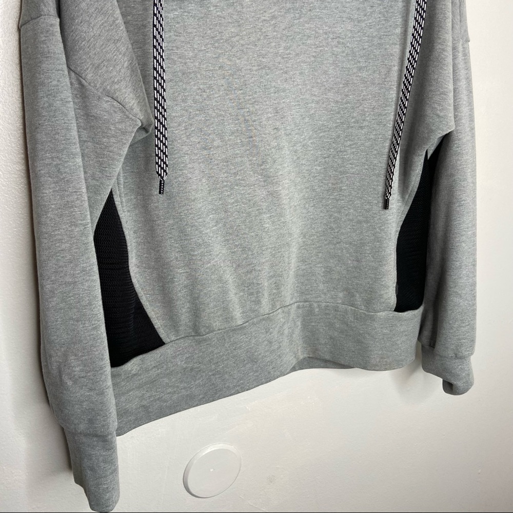 Lucy cowl neck 1/4 zip mesh back grey pullover medium - Picture 8 of 10
